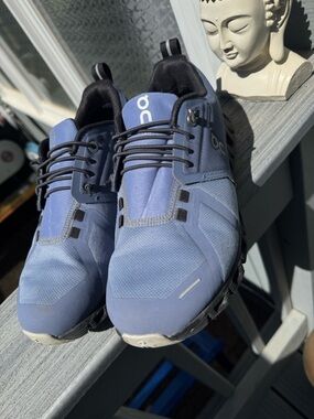 On Running Women's Blue and Light Blue Athletic Sneakers with Silver Logo